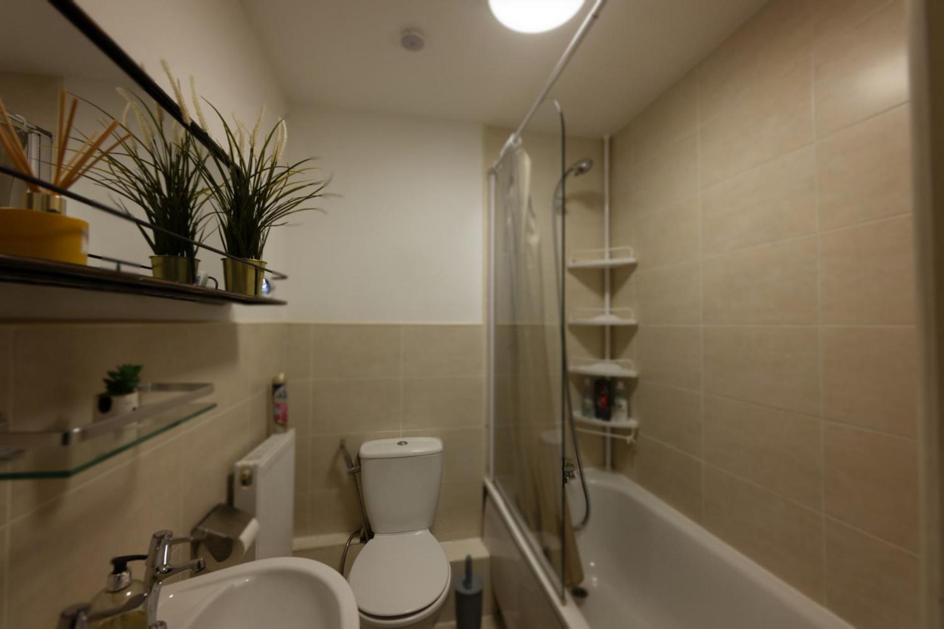 Apartment Sidemersey Livings- And Quiet 2-bedroom Flat With A View